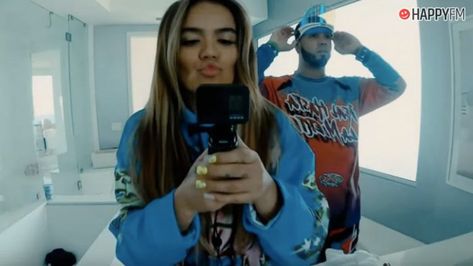 Anuel AA, Karol G - Follow (Letra/Lyrics) Ace Family, Trap Music, Mood Songs, Makeup Looks, Naruto, Mirror Selfie, Songs, Makeup, Music