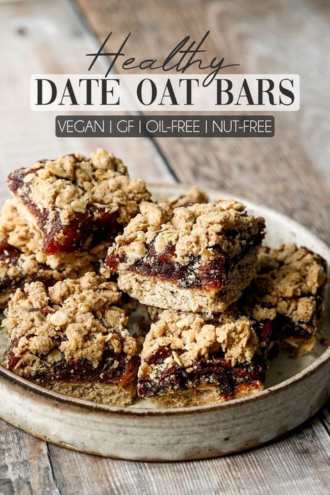 Healthy Date Oat Squares Date Squares Healthy, Healthy Oat Dessert Recipes, Healthy Date Cookies, Date Dessert Recipes Healthy, Healthy Dates Recipes, Date Snacks Ideas, Oats Dessert Recipes, Healthy Date Recipes, Healthy Date Squares