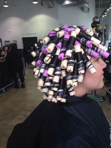 May 2014 re perming again 7months later. This time orange and purple rods. Paul Mitchell Acid Perm. Perm Rod Placement, Perm Rods On Straight Hair, Pincurls Hair, Perm Rod Sizes, Orange Perm Rod Results, Spiral Perm Rods, Types Of Perms, Hair Rods, Hooded Hair Dryer