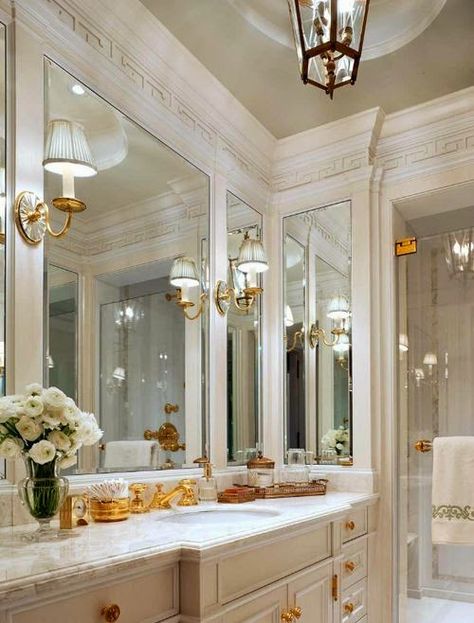 Eye For Design: Decorate With The White And Gold Combination For Trendy Interiors Tour Website, Trendy Interiors, Master Bath Remodel, غرفة ملابس, Dream Bathrooms, Counter Tops, Bath Remodel, Bathroom Remodel Master, Bath Design