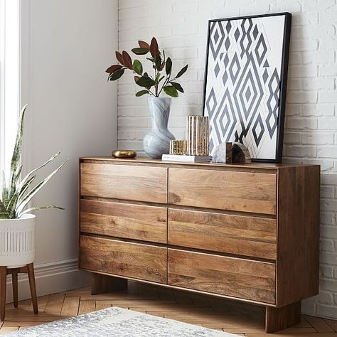 Decor For Chest Of Drawers, Solid Wood Chest Of Drawers, Rustic Wood Dresser, Drawer For Bedroom, Drawer Design Bedroom, Acacia Dresser, Chest Drawer Decor Ideas Bedroom, Bedroom Drawers Ideas, Chest Drawers Bedroom