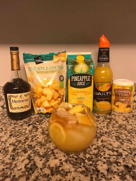 Henney Drink Hennessy Margarita Recipe, Harvest Margarita, Hennessy Margarita, Alcholic Drinks, Cocktail Drinks Alcoholic, Party Drinks Alcohol, Mixed Drinks Alcohol, Yummy Alcoholic Drinks, Liquor Drinks