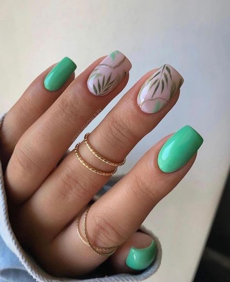 Aqua Nails, May Nails, Broken Nails, Spring Nail Colors, Short Nails Art, Summer Acrylic Nails, Short Nail Designs, Oval Nails, Yellow Nails