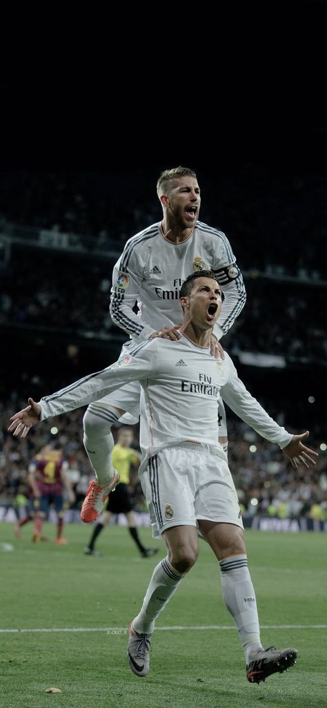 Ronaldo And Sergio Ramos, Ramos Wallpaper, Ronaldo Madrid, Cristiano Ronaldo Hd Wallpapers, Cristiano Ronaldo Young, Lionel Messi Posters, Football Motivation, Real Madrid Football Club, Ronaldo Quotes