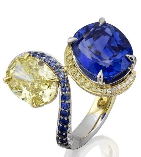 Gemini Ring, Jewel Art, Sapphire Jewellery, Unique Diamond Engagement Rings, Round Solitaire, Vintage Style Rings, Diamond Engagement Ring Set, Ladies Diamond Rings, Unique Diamonds