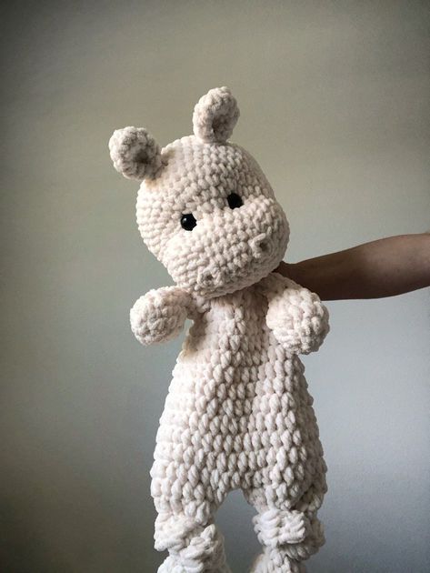 Lovey Crochet, Crochet Hippo, Beau Crochet, Crochet Lovey, Crochet Mignon, Confection Au Crochet, Crochet Simple, Fun Crochet Projects, Diy Crochet Projects