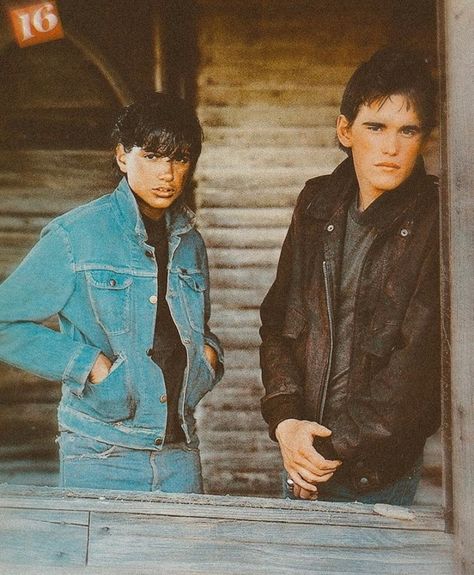 Dally And Johnny The Outsiders, Dally And Johnny Pfp, The Outsiders Johnny And Dallas, Dally And Johnny Outsiders, Johnny Cade And Dallas Winston, Dallas Winston And Johnny Cade, Dallas And Johnny, Johnny And Dallas, Outsiders Johnny Cade