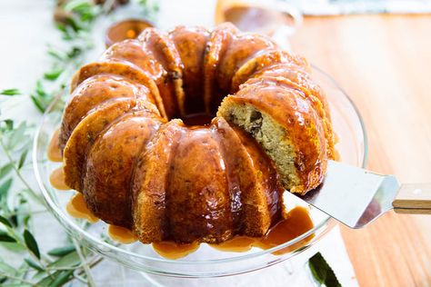 Apple Pecan Pound Cake with Caramel Glaze Lemon Supreme Pound Cake, Lemon Supreme Cake, Duncan Hines Cake, Pumpkin Pound Cake, Orange Bundt Cake, Caramel Glaze, Toffee Pudding, Pecan Cake, Sticky Toffee Pudding