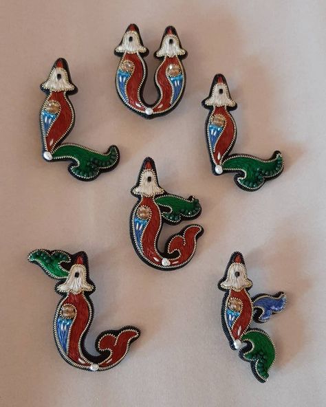 #armenian_bird_letters #beadedbrooches #letters Armenia, Enamel Pins, Embroidery, Quick Saves, Art