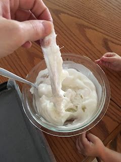 Diy Starch Crafts, How To Make Starch For Crafts, Cheesecloth Ghost Cornstarch, Cheesecloth Ghost Diy Starch, Cheese Cloth Decorating Ideas, Ghosts Made From Cheese Cloth, Cornstarch Ghosts, How To Make Starch Ghosts, How To Make Cheesecloth Ghosts