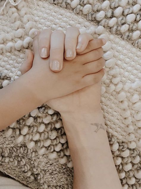 Candice King’s tattoo Mel Monroe, Anastasia Steele Style, Sentimental Tattoos, Artistic Tattoos, Fineline Tattoos, Ginny Georgia, King Tattoos, Candice King, Virgin River