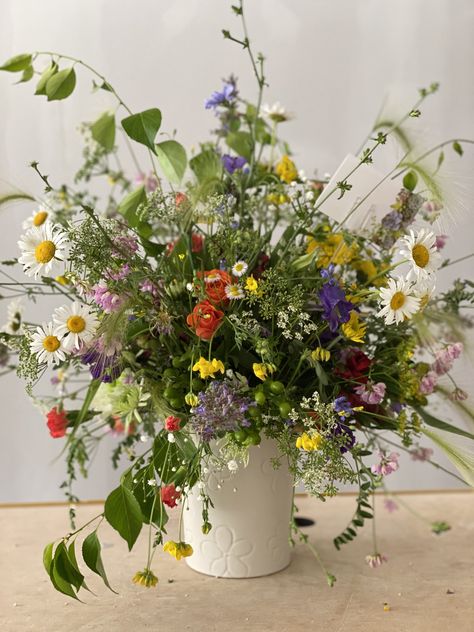 Prairie Flower Bouquet, Herb Flower Arrangements, Italian Summer Flowers, Native Floral Arrangements, Wildflower Arrangements, Wild Floral Arrangements, Wild Flower Arrangements, Floral Designs Arrangements, Summer Flower Arrangements