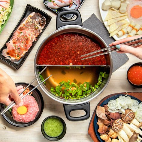 HOT POT 😍 The go-to menu of choice for many Chinese festivals such as #LunarNewYear. And while the process of actually preparing a hot pot is relatively easy, there are a few tips and tricks that can turn a decent hotpot menu into a great one. That’s why in this post we’re sharing a quick Chinese Hot Pot Ingredients Checklist, a guide to all the essentials you need to prepare your best hot pot menu. Hot Pot Ingredients, Chinese Hot Pot, Frozen Dumplings, Pak Choi, Frozen Meat, Dried Vegetables, Dinner Guest, Gordon Ramsay, The Dinner