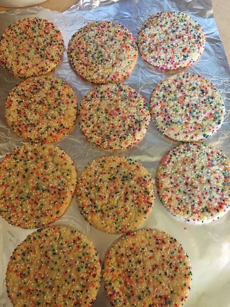 Publix Sprinkle Cookies, Publix Copycat Recipes, Publix Sprinkle Cookie Recipe, Kismet Cookie Recipe, Mcallister Copycat Recipes, Publix Cake Recipe, Cookie Plug Copycat Recipe, Bristol Farms The Cookie Recipe, Publix Cookie Recipe