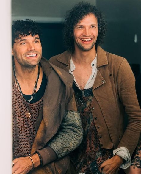 For King And Country Aesthetic, For King And Country Lyrics, For King And Country Wallpapers, Priceless Movie, Phil Wickham, For King And Country, Country Bands, Country Lyrics, Unsung Hero