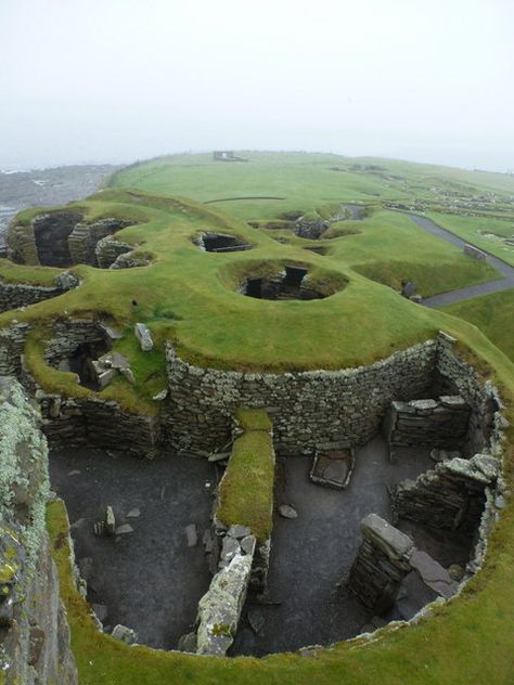 Magic Places, Shetland Islands, The Ruins, Round House, Iron Age, Scotland Travel, Bronze Age, Archaeological Site, Abandoned Places