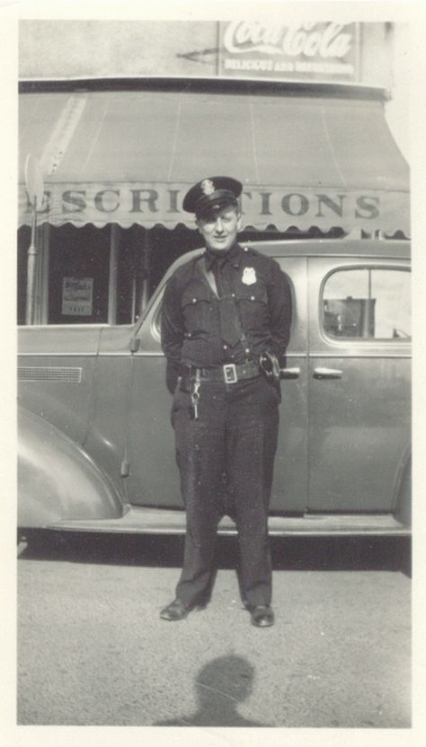 Police Uniform ref 1940s Police Uniform, 1970s Police Uniform, Old Police Uniforms, Police Outfit, New England Usa, 3 Musketeers, Stonewall Riots, Police Uniform, New York Police