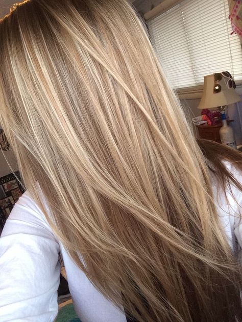 Balayage Straight Hair, Straight Layered Hair, Blonde Hair Shades, Blonde Hair Looks, Hair Color For Women, Hair Shades, Brown Blonde Hair, Ombre Hair Color, Long Straight Hair