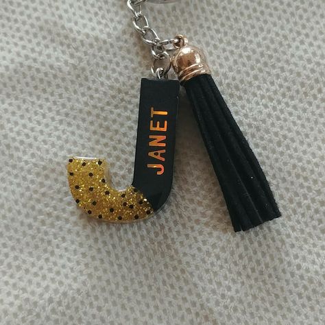 Resin Keychain For Men, Black And Gold Resin, Black Lovers, Hand Casting, Glitter Keychain, Handmade Keychains, Keychain For Men, Resin Keychain, Diy Resin Crafts