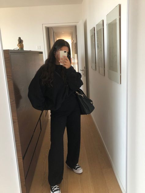 converse wide pant oversized hoodie lancel bag Paul Mitchell School Outfits, All Black Outfits Cosmetology, Cosmetology Black Outfits, Simple Spring Work Outfits, Esthetician School Outfits All Black, All Black Outfits For School, All Black Hoodie Outfit, Black Sweatshirt Outfit Aesthetic, Black Cosmetology Outfits