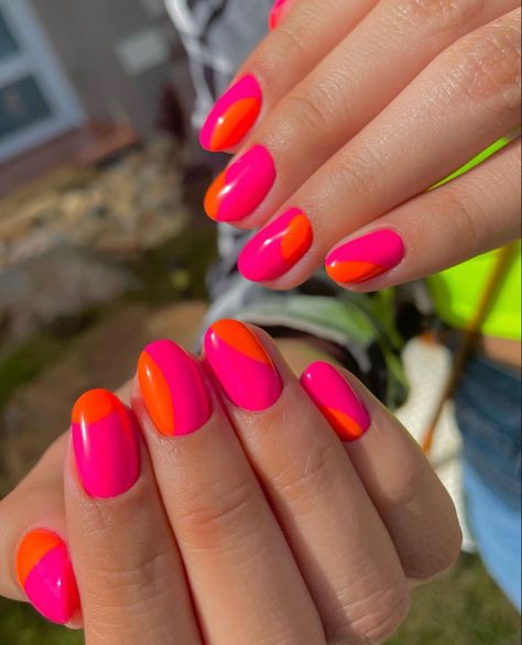 Orange Pink Nails Summer, Pink And Orange Nails Design, Neon Orange And Pink Nails, Orange And Pink Nail Designs, Summer Nails Pink And Orange, Gel Summer Nails, Mexico Nails, Short Round Nails, Summer Nails 2023