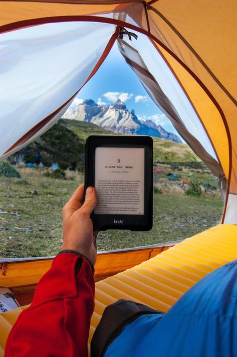 Best Kindle, Comfortable Camping, E Book Reader, Bookstagram Inspiration, Citizen Science, Camping Activities, Kindle Paperwhite, Ebook Reader, Amazon Kindle