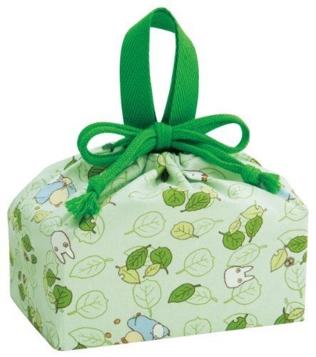 Lunch Bento Bag / Kinchaku - leaf - made in Japan - Totoro - Ghibli - 2015 (new) Totoro Bento, Lunch Bento, Bento Bag, Japanese Bento Box, Cute Furniture, Bento Bags, Lunch Tote Bag, Japanese Bento, Bento Boxes