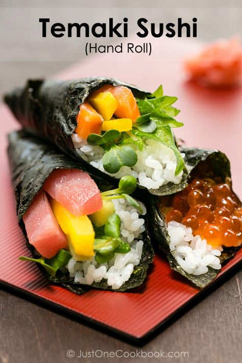 Temaki Sushi (Hand Roll) 手巻き寿司 - It's easy to enjoy temaki sushi at home with family and friends, simply wrap nori sheet around sashimi grade fish and sushi rice, cucumber, takuan, and radish sprouts. #sushi #sushiroll #handrollsushi #japanesefood #asianrecipe #partyfood #sashimi | Easy Japanese Recipes at JustOneCookbook.com Hand Roll Sushi, Temaki Sushi, Just One Cookbook, Japan Sushi, Sushi And Sashimi, Sushi At Home, Sushi Love, Sushi Japanese, Easy Japanese Recipes