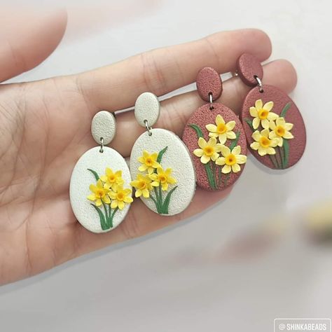 Fancy Polymer Clay Earrings, Cercei Din Lut Polimeric, Polymer Clay Beads Diy, Diy Resin Earrings, Polymer Clay Embroidery, Polymer Clay Flower Jewelry, Diy Earrings Polymer Clay, Handmade Clay Jewelry, Polymer Clay Diy