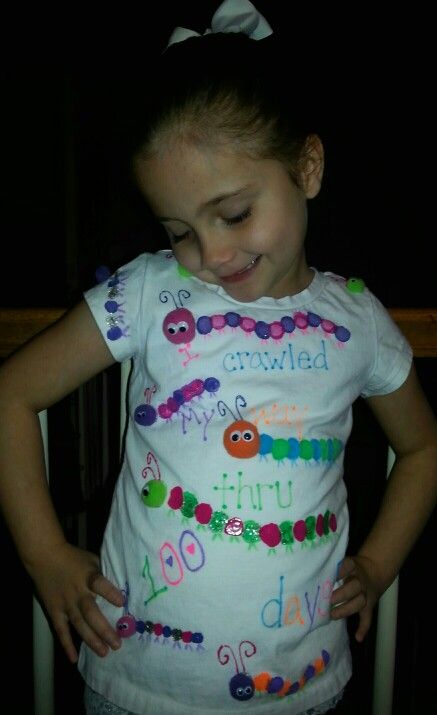 100 Days of School shirt..  ~I crawled my way thru 100 days! ~ 100 Day Shirt Ideas, Homeschool Adventures, 100 Días De Clases, 100th Day Of School Crafts, 100 Day Of School Project, Valentines Box, 100 Days Of School Shirt, Math School, School Activity