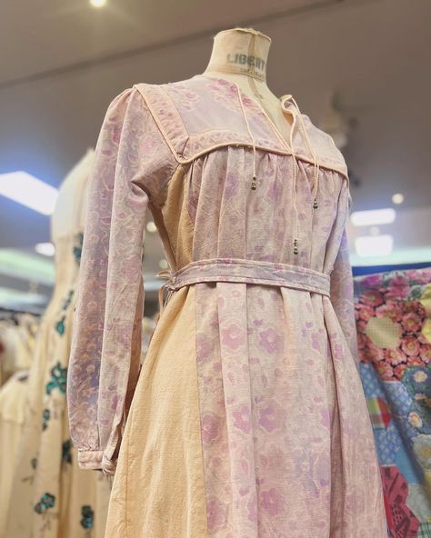 Hannah George Vintage | A stunning 1960s Indian Cotton dress for Clerkenwell Vintage Fashion Fair today 🌸 such glorious colours! @clerkenwellvint | Instagram Hannah George, Indian Cotton Dress, Dress For, June 1, Indian Cotton, Cotton Dress, Instagram A, 1960s, Vintage Fashion