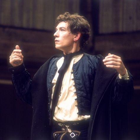 Royal Shakespeare Company on Instagram: “'But, soft, what light through yonder window breaks? It is the east, and Juliet is the sun.' (Romeo, Act 2 Scene 1)  Ian McKellen as Romeo…” Royal Shakespeare Company, Ian Mckellen, Secrets Of The Universe, Broken Leg, Romeo And Juliet, The East, Opera, The Sun, Acting