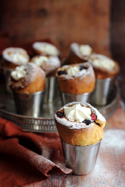 My Foodie Days | Blueberry and raspberry popovers Best Popover Recipe, Dessert Popovers, Raspberry Popovers, Whipped Cream Ice Cream, Pop Overs, Popover Recipe, Yorkshire Pudding Recipes, Yorkshire Puddings, Cream Ice Cream