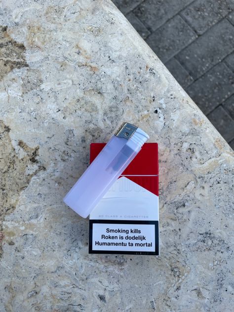 smoking kills smoke essential marlboro red lighter smokergirl Ciggrates Aesthetic, Puff And Pass, Im Going Crazy, Going Crazy, Cuba, Aesthetic Pictures, Tennis, Bike, Pins