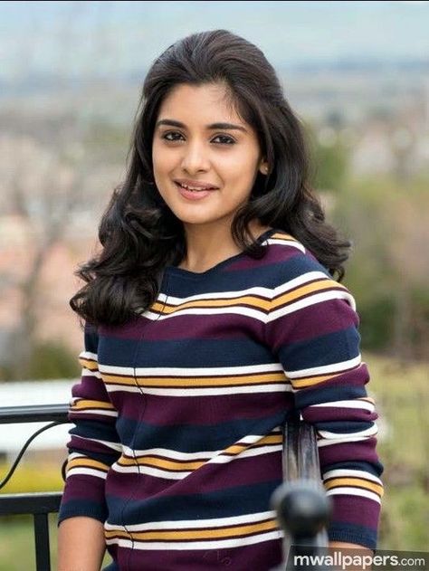 Nivetha Thomas Niveda Thomas, Nivedha Thomas, Nivetha Thomas, Arabian Beauty Women, Wedding Sarees, Tablet Wallpaper, Christian Wedding, Beauty Images, Wallpaper Free