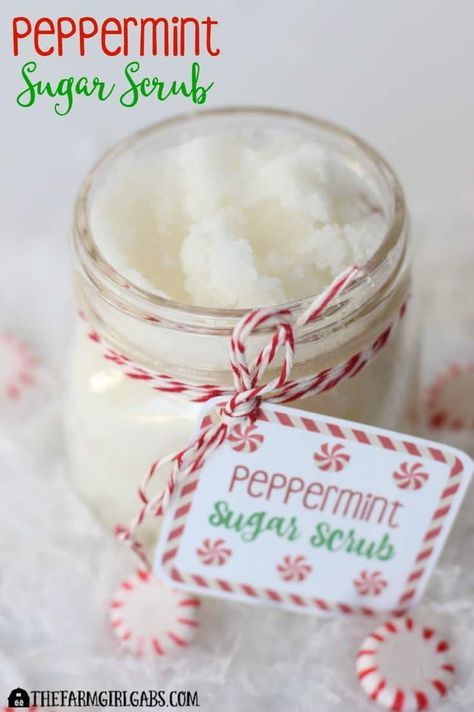 We all could use some pampering now and then. This DIY Peppermint Sugar Scrub made with essential oil is the perfect way . This sugar scrub is easy to make and is a great Christmas or holiday gift idea. Christmas Sugar Scrub Diy, Diy Peppermint Sugar Scrub, Christmas Sugar Scrubs, Sugar Scrub Diy Peppermint, Peppermint Sugar Scrub, Easy Sugar Scrub, Diy Sugar Scrub Recipe, Peppermint Sugar Scrubs, Mason Jar Christmas Gifts