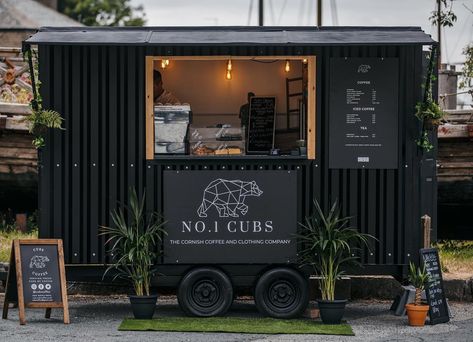 Black Food Trailer, Vintage Coffee Trailer, Coffee Trailer Exterior Design, Coffee Shop Food Truck, Container Van Coffee Shop, Coffee Trailer Design, Coffee Van Ideas Mobile Cafe, Coffee Truck Ideas, Food Truck Decoration Ideas