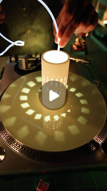 Tee Ken Ng on Instagram: "3D printed light sculpture for my record player 💫🔦  #zoetrope #liveanimation #glowinthedark #vinyl #3dprint" Light Sculpture, Diy Lamp, April 25, Record Player, Flip Book, 3d Print, 3d Printed, Glow In The Dark, Vinyl Records