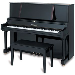 Almost like my mommas. But i dont want black. Yamaha Upright Piano, 132 Cm Ebony Types Of Pianos, Group Piano Lessons, Yamaha Piano, Piano For Sale, Best Piano, Natural Inspiration, 2d Drawing, Dining Inspiration, Black Piano