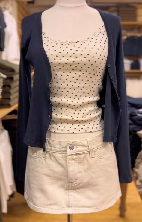 Brandy Melville Mannequin, Original Coquette, Brandy Clothes, Outing Outfit, Really Cute Outfits, Outfit Inspo Fall, Dream Clothes, New Wardrobe, Types Of Fashion Styles