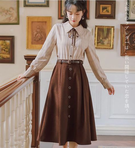 Pleated Skirt With Belt, Light Academia Outfit, Skirts Fall, Dark Academia Outfits, Estilo Dark, Dark Academia Clothes, Academia Clothes, Academia Outfits, Academia Style