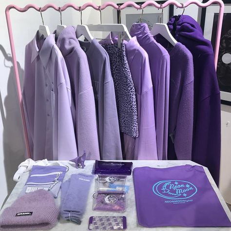 Purple Closet, Purple Closet Aesthetic, Purple Clothes Aesthetic, Purple Outfits Aesthetic, Coach Outfits, Violet Aesthetic, Color Rush, Purple Vibe, Lavender Aesthetic