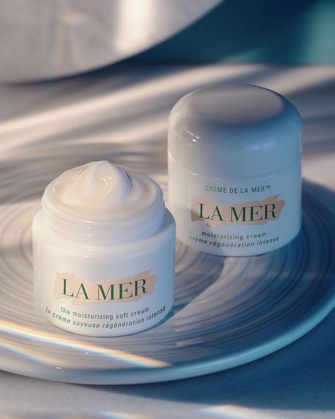 La Mer The Moisturizing Soft Cream Moisturizer: An ultra-soft hydrating cream to reduce look of fine dry lines. La Mer Cream, Chanel Hydra Beauty, La Mer Moisturizing Cream, Cosmetics Store, Estee Lauder Advanced Night Repair, Cream Moisturizer, Hydrating Cream, Moisturizing Cream, Luxury Skincare