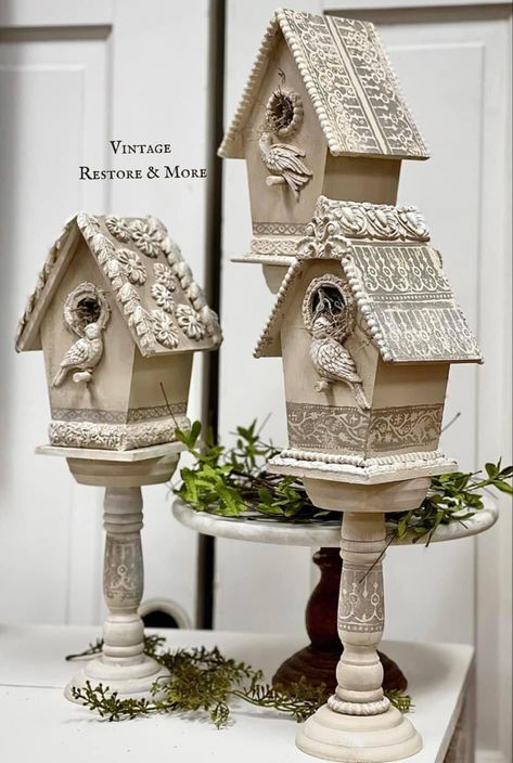 Iron Orchid Designs Moulds, Decorative Birdhouses, Bird Diy, Birdhouse Craft, Beautiful Birdhouses, Bird Houses Ideas Diy, Bird Houses Painted, Decorative Bird Houses, Bird Houses Diy