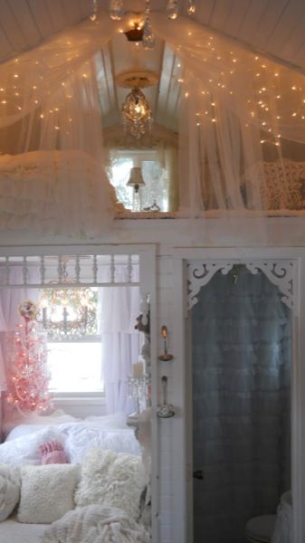 pink-christmas-tiny-house-4.  Cute WHITE ideas Decoration Shabby, Tiny Cottage, Shabby Chic Bathroom, Shabby Chic Bedroom, Shabby Chic Bedrooms, Chic Bathrooms, Tiny House Interior, Tiny House Living, Chic Bedroom