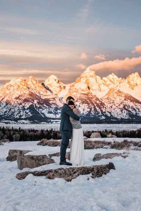 Grand Teton National park elopement photographers the hearnes | National Park Wedding, Places to Get Married in the United States Adventure Wedding Photography, Joshua Tree Wedding, Winter Elopement, Park Elopement, National Park Wedding, Adventure Photographer, Mountain Elopement, Grand Canyon National Park, Adventure Photography