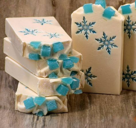 Snowflake Soap, Bath Salts Diy, Soap Stamp, Soap Stamping, Christmas Soap, Soap Packaging, Soap Bars, Soft Toothbrush, Lotion Bars