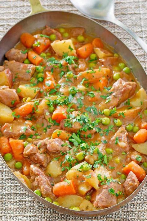 French Recipes Authentic, Cook Lamb, Lamb Casserole, Lamb Stew Recipes, Chinese Buffet, Lamb Stew, Copykat Recipes, Stew Recipe, Lamb Recipes