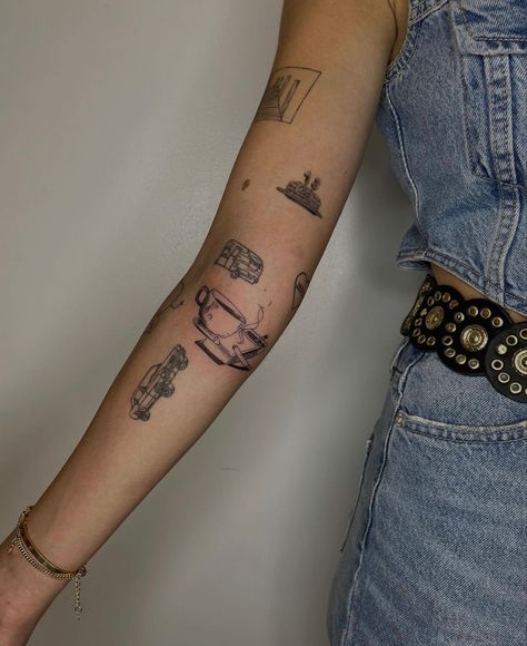 Arm Tats, Cute Tiny Tattoos, Human Canvas, Tattoo Flash Art, Flash Art, Tattoo Placement, Minimal Tattoo, Minimalist Tattoo, Tiny Tattoos