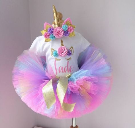 Tutu Birthday Party, Girls Party Outfits, Unicorn Birthday Outfit, Unicorn Themed Birthday Party, Unicorn Outfit, Outfit Birthday, Birthday Unicorn